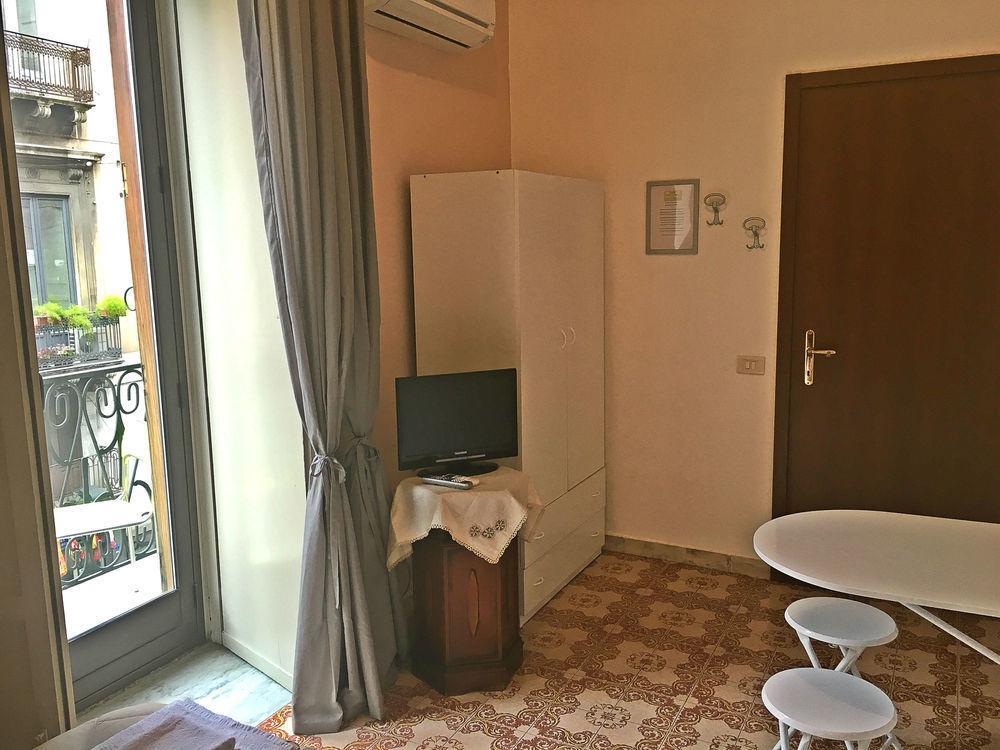 Catania Inn Rooms エクステリア 写真