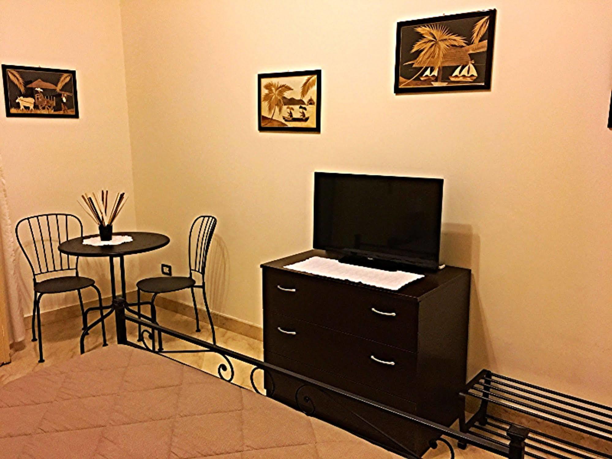Catania Inn Rooms エクステリア 写真